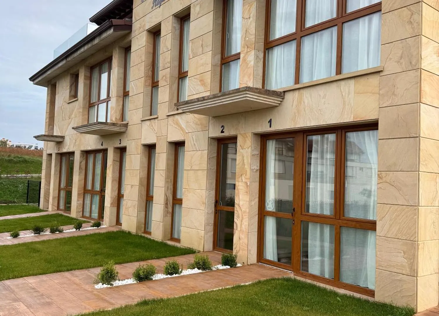 Aparthotel Apartamentos Villa Alemar Playa De Somo Spain